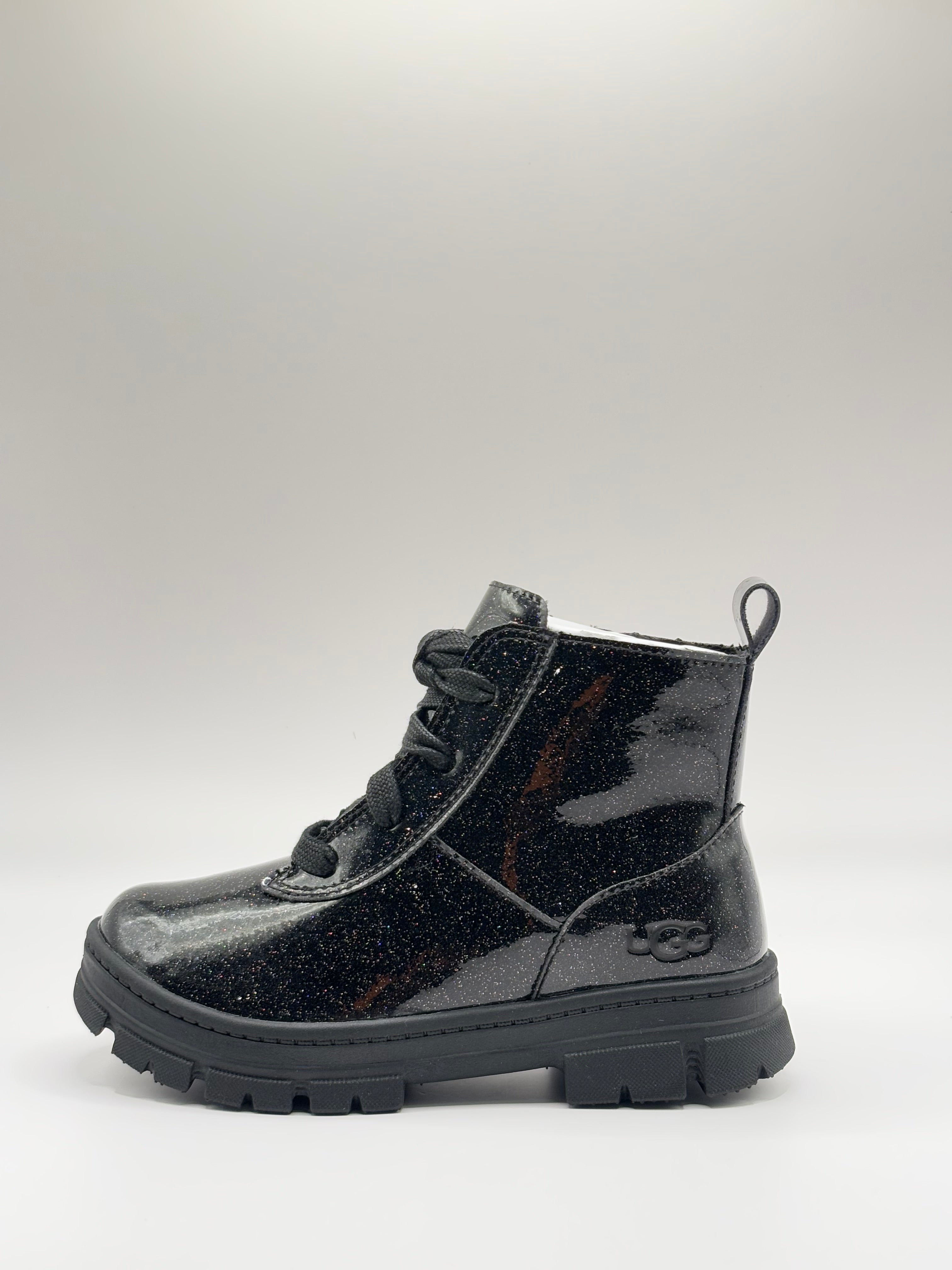 UGGS